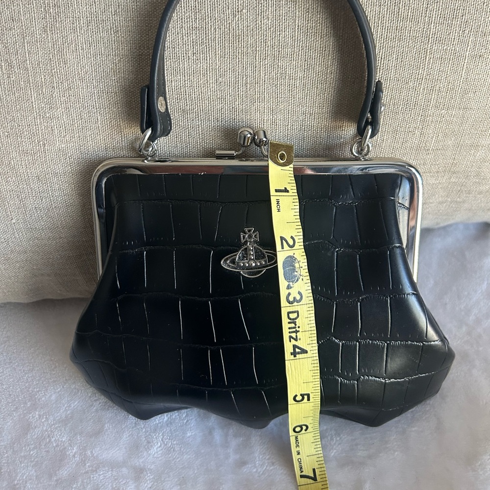 Vivienne Westwood Croc Embossed Frame Bag Black Chain Strap Like New - Picture 7 of 12